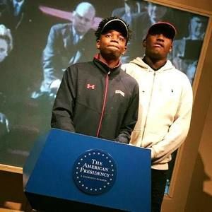 Meet your Posher, Christavion